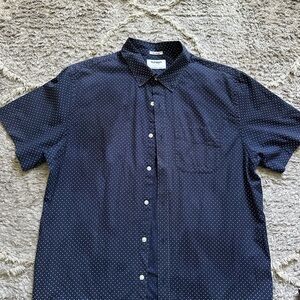 Old Navy Blue Casual Button Down Shirt. Clear out sale‼️